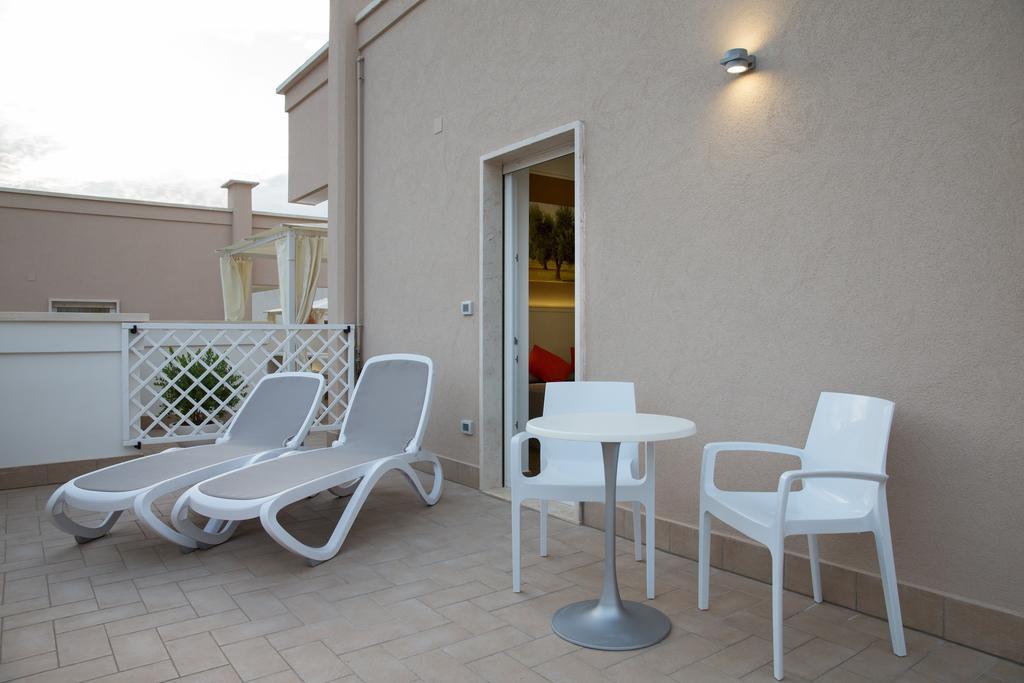 La Casa Del Turista Bed & Breakfast Gallipoli Exterior photo